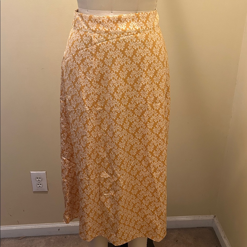 LOFT Gold and Cream Floral Midi Skirt
